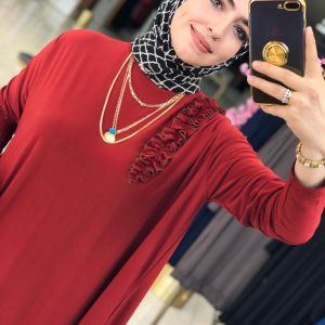 Sandy kumaş omuzu fırfırı takım