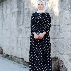 Kuşaklı puantiyeli şifon elbise