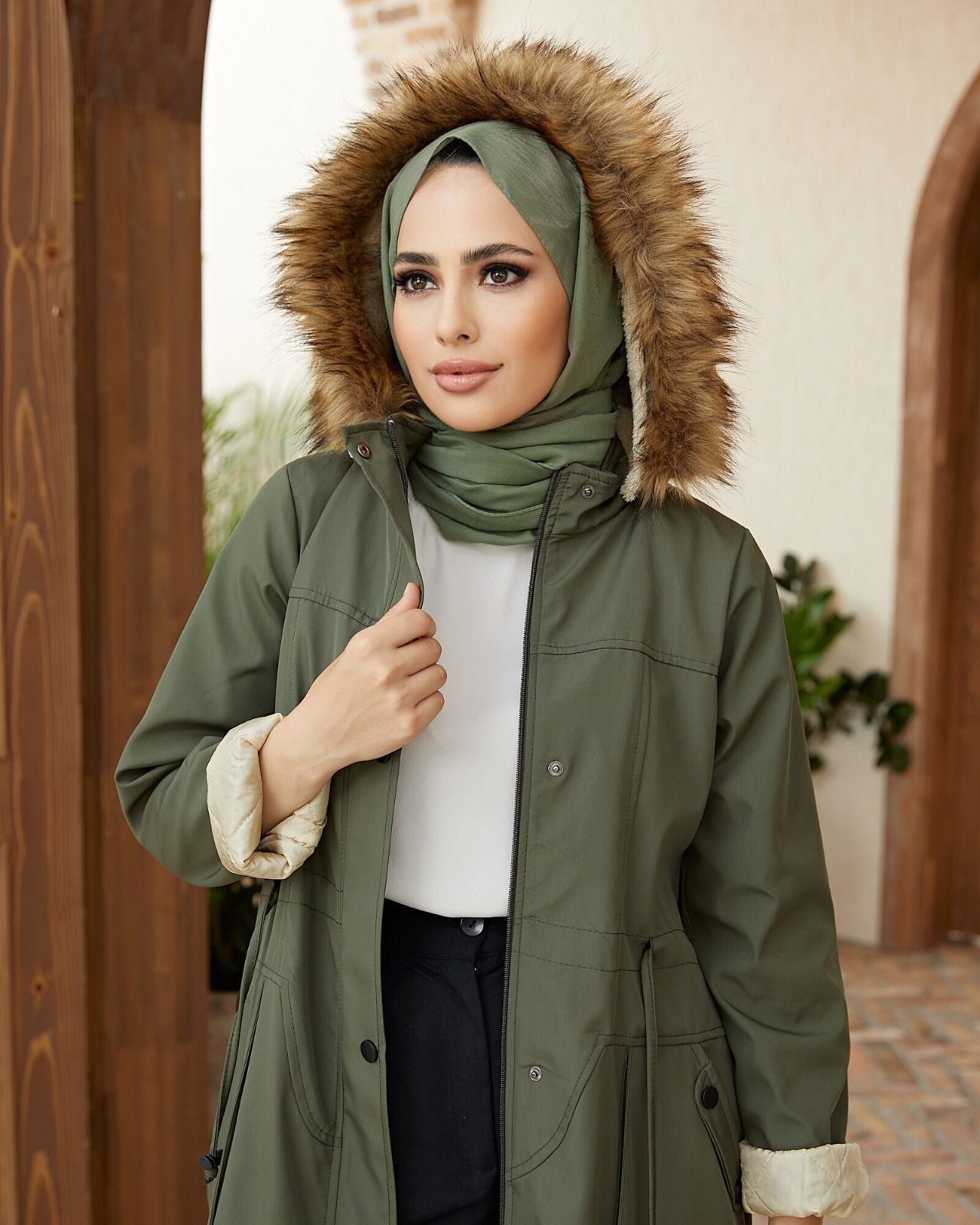 Büyük beden içi kürklü parka - Görsel 11