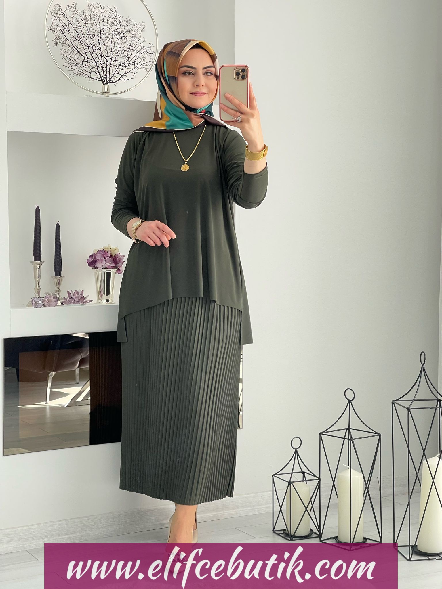 Sandy kumaş pilseli etekli takım - Görsel 4