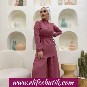 Krep kumaş pilseli pantolon takim