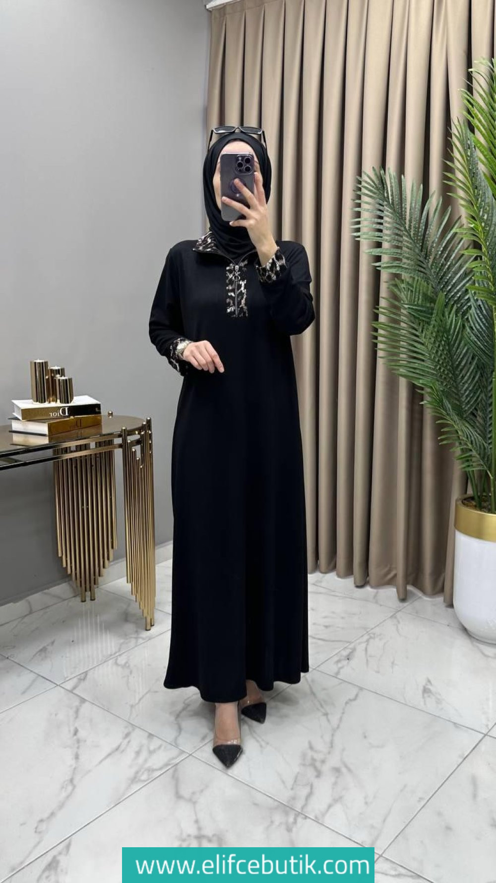 Leopar yakalı elbise