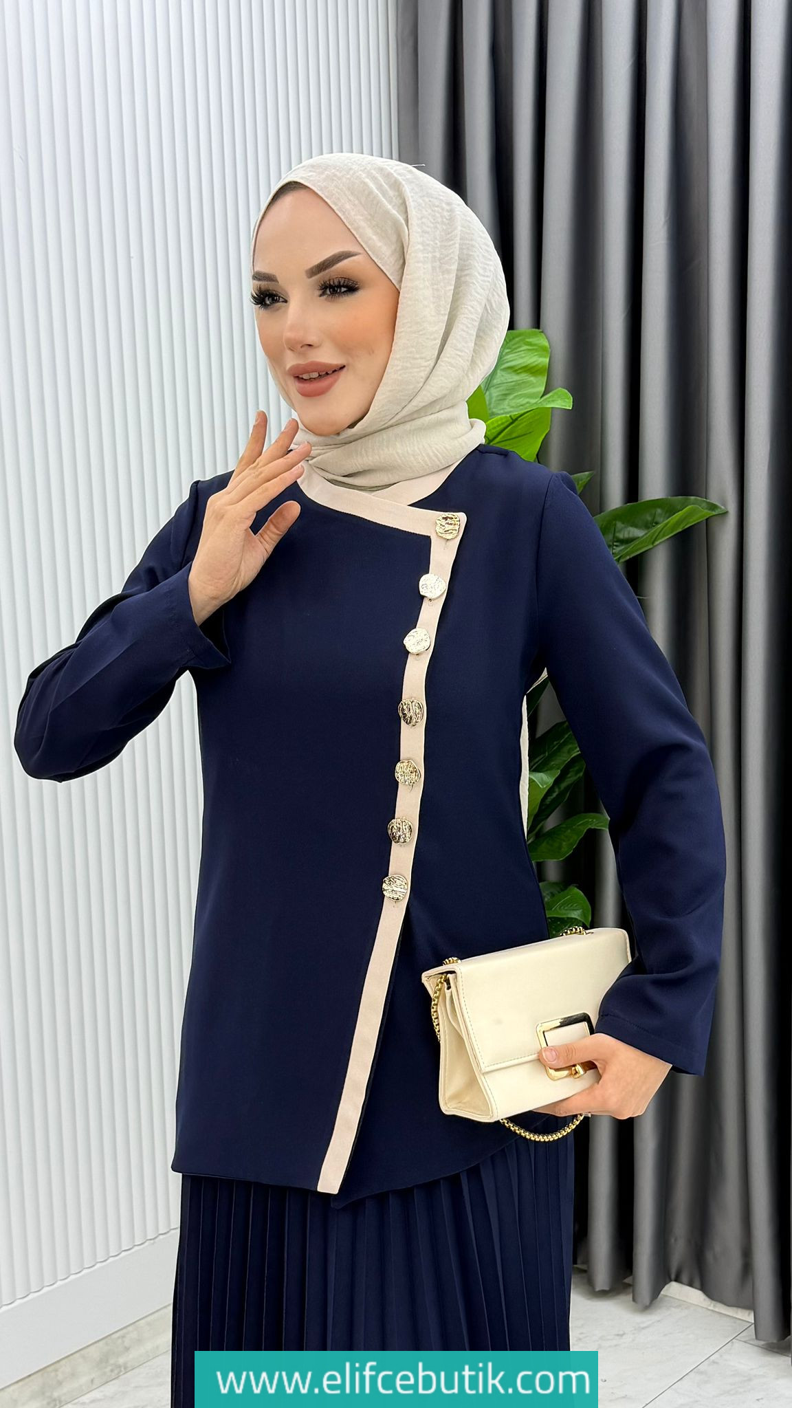 Douple Krep kumaş Rabia etekli takim - Görsel 5